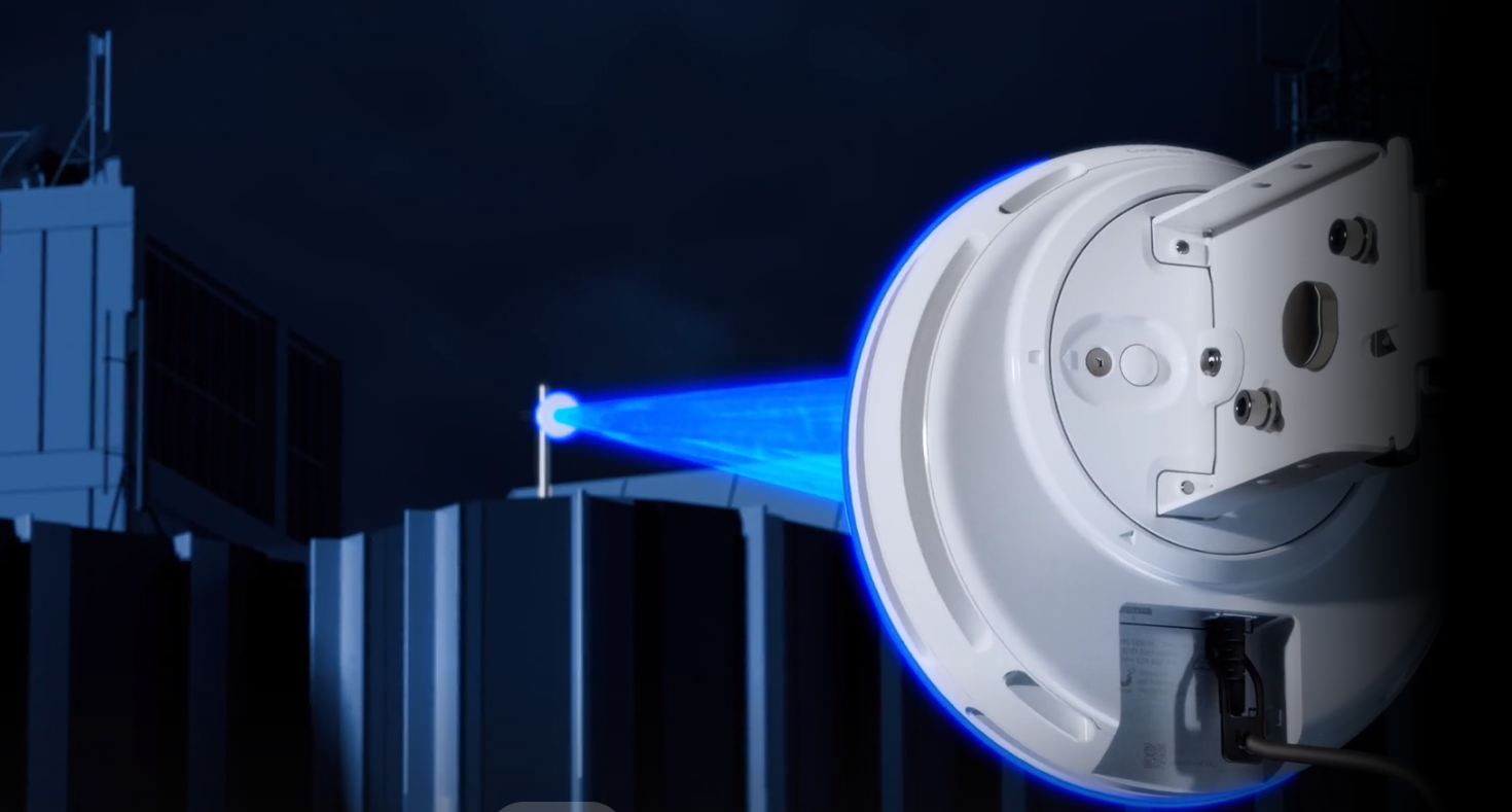 Outdoor Wireless Device with Directional Signal Beam