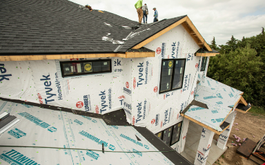 New Home Roof Installation in Progress