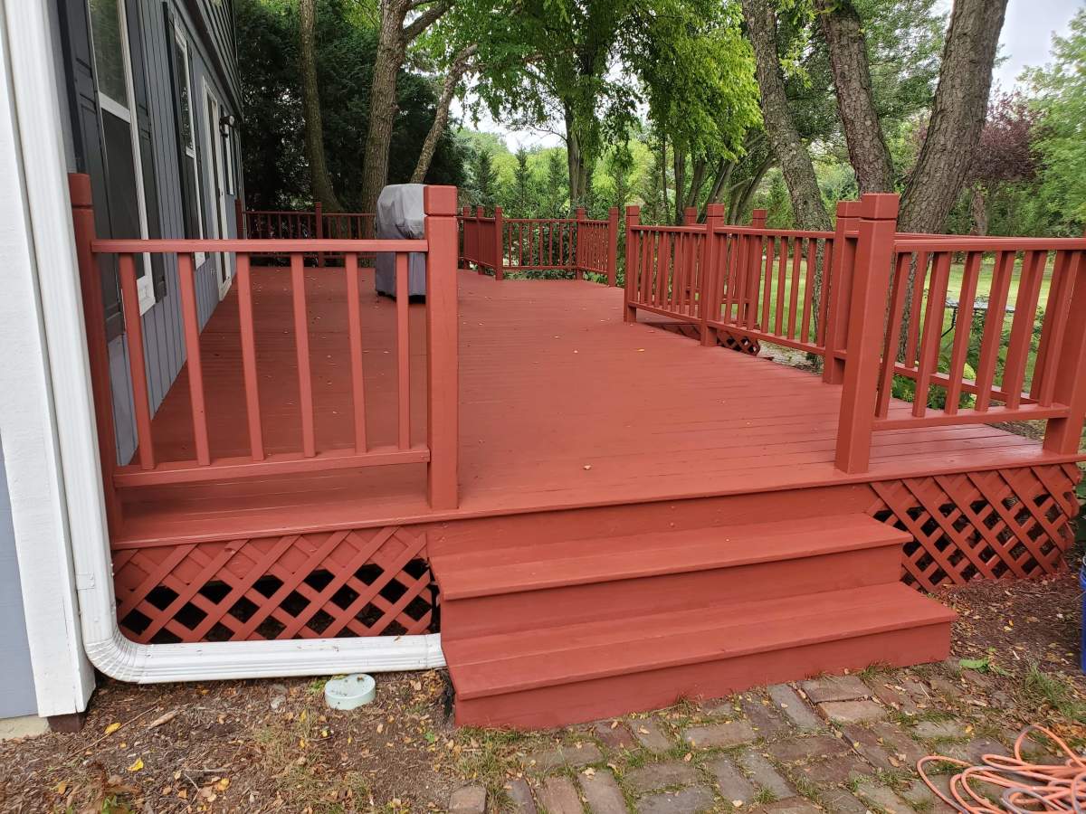tips-for-applying-solid-deck-stain.jpg