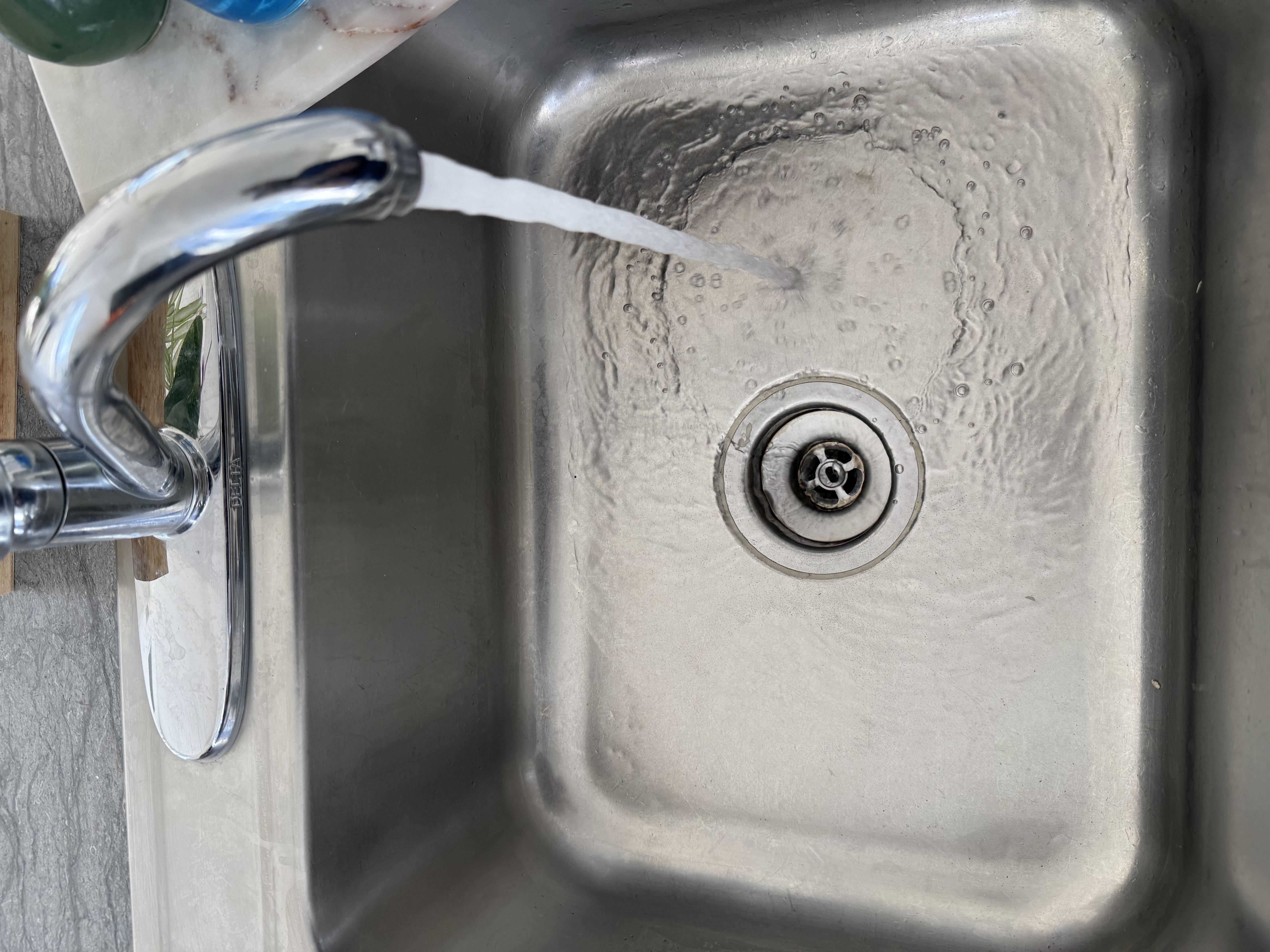Kitchen Sink Drain & Faucet Service