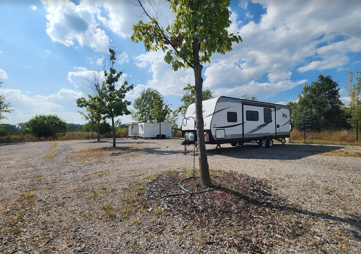 Outdoor RV & Trailer Storage at Sandy Pointe Storage