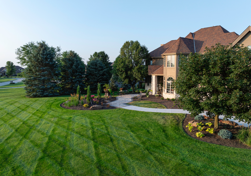 Residential Front Yard Landscape Design & Curb Appeal