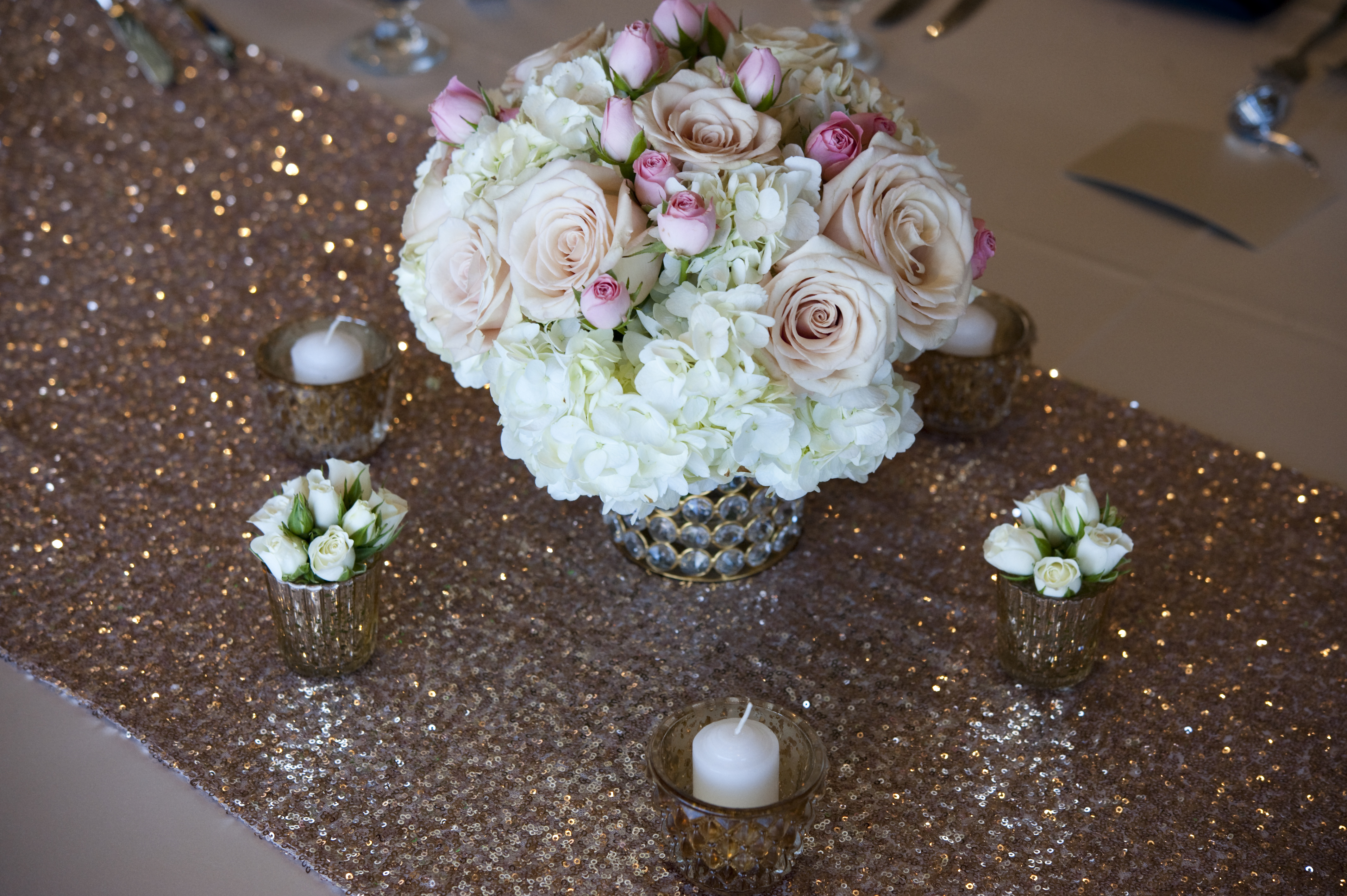 Romantic Blush Rose & Hydrangea Wedding Centerpiece