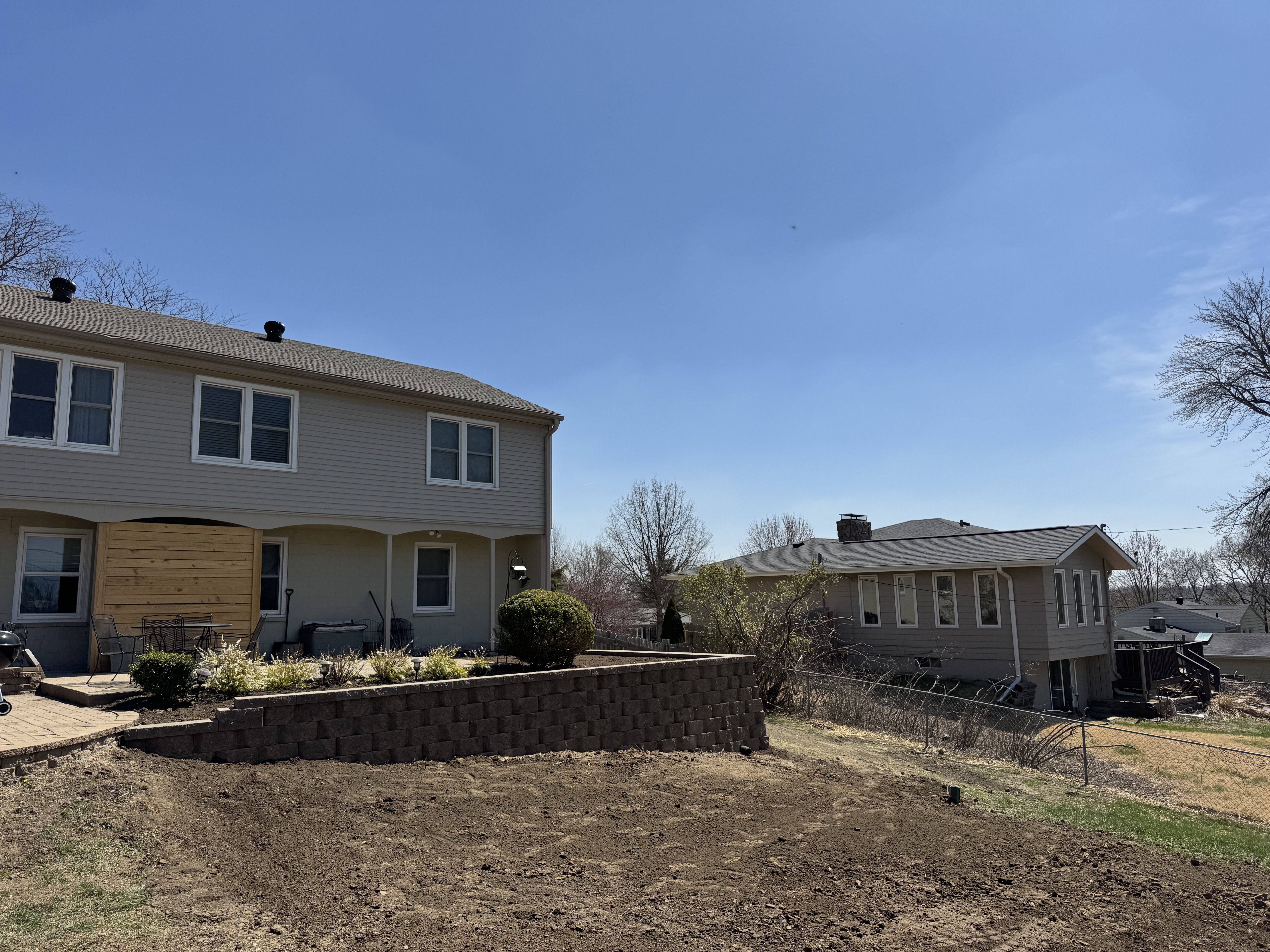 Block Retaining Wall & Backyard Grading Project