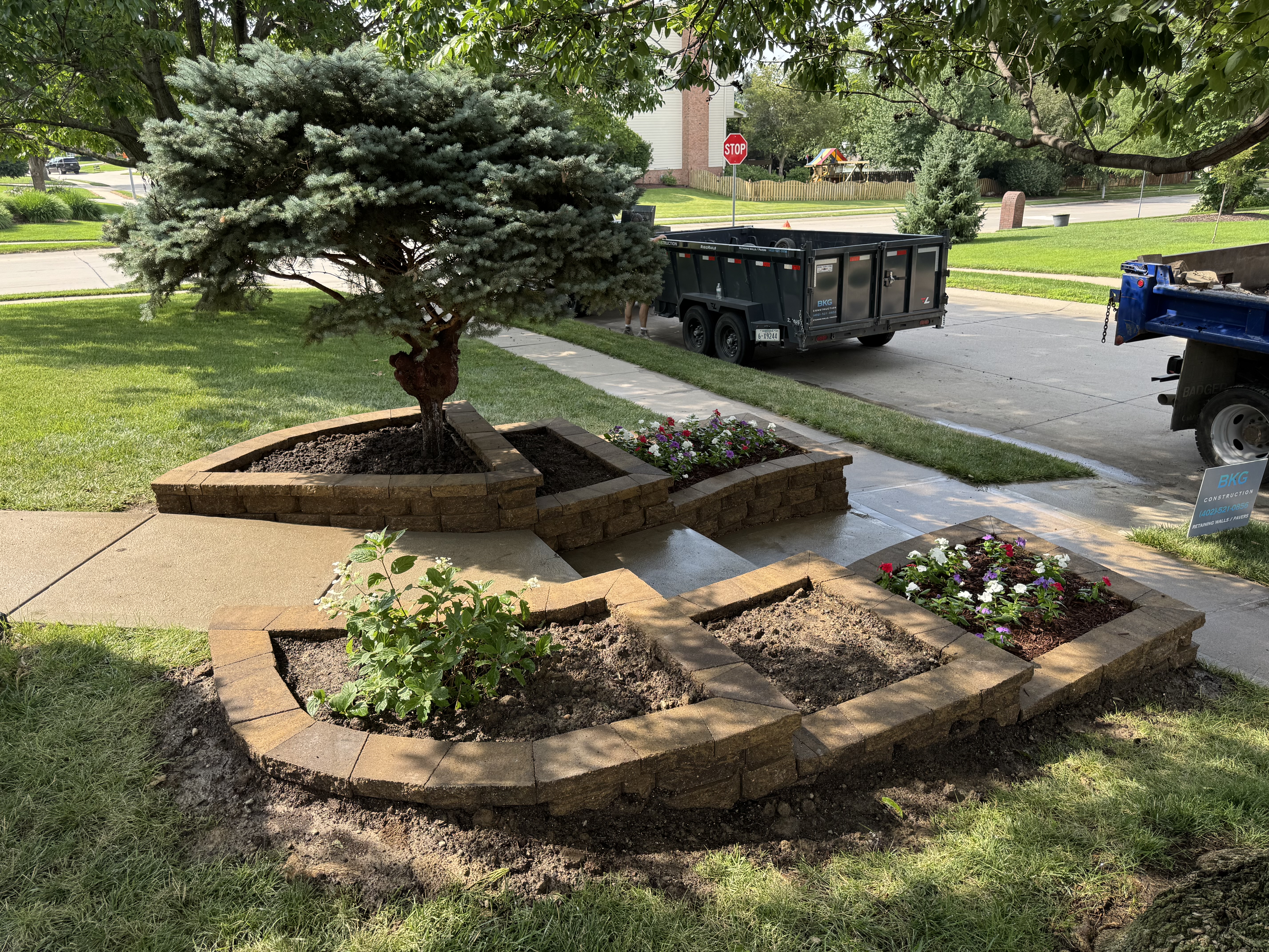 Custom Block Retaining Wall Planters – Front Yard Landscaping
