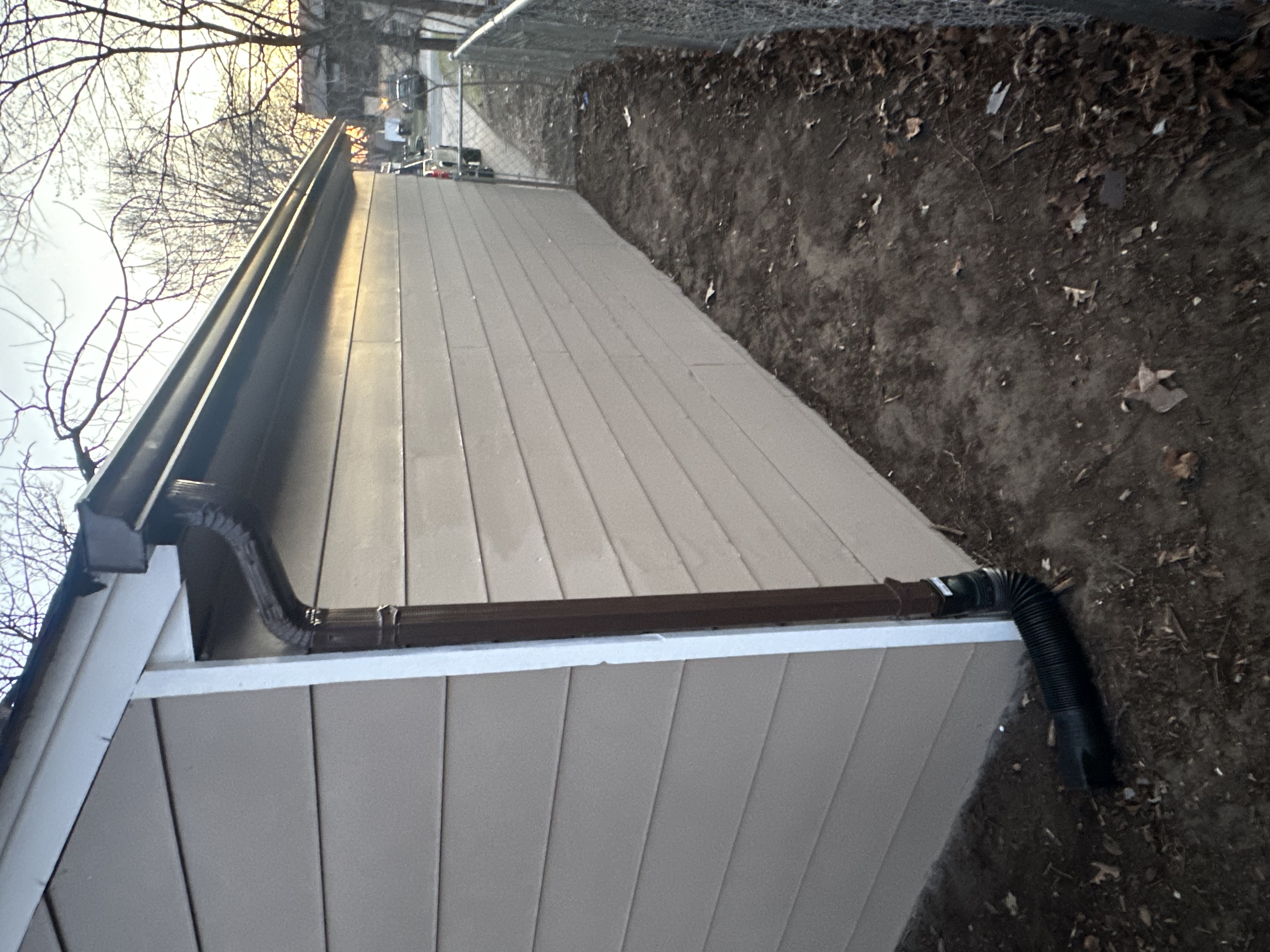 Garage Exterior Siding & Gutter Installation