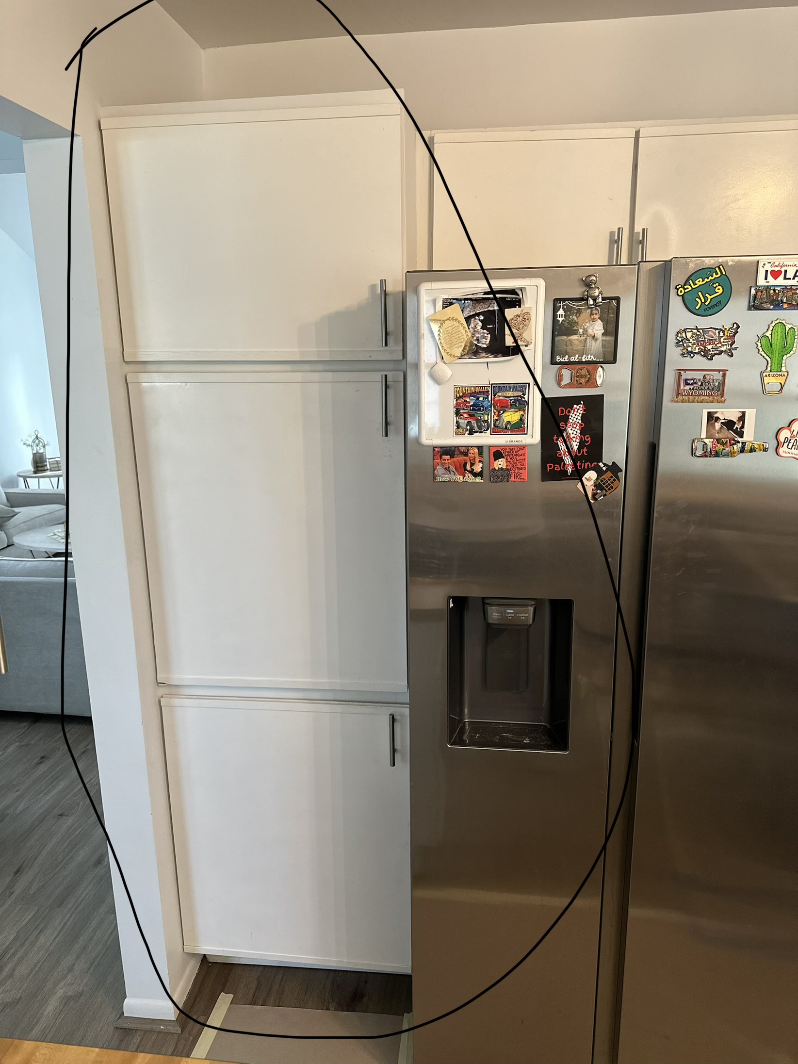 White Kitchen Cabinet Painting – Built-In Unit Refresh
