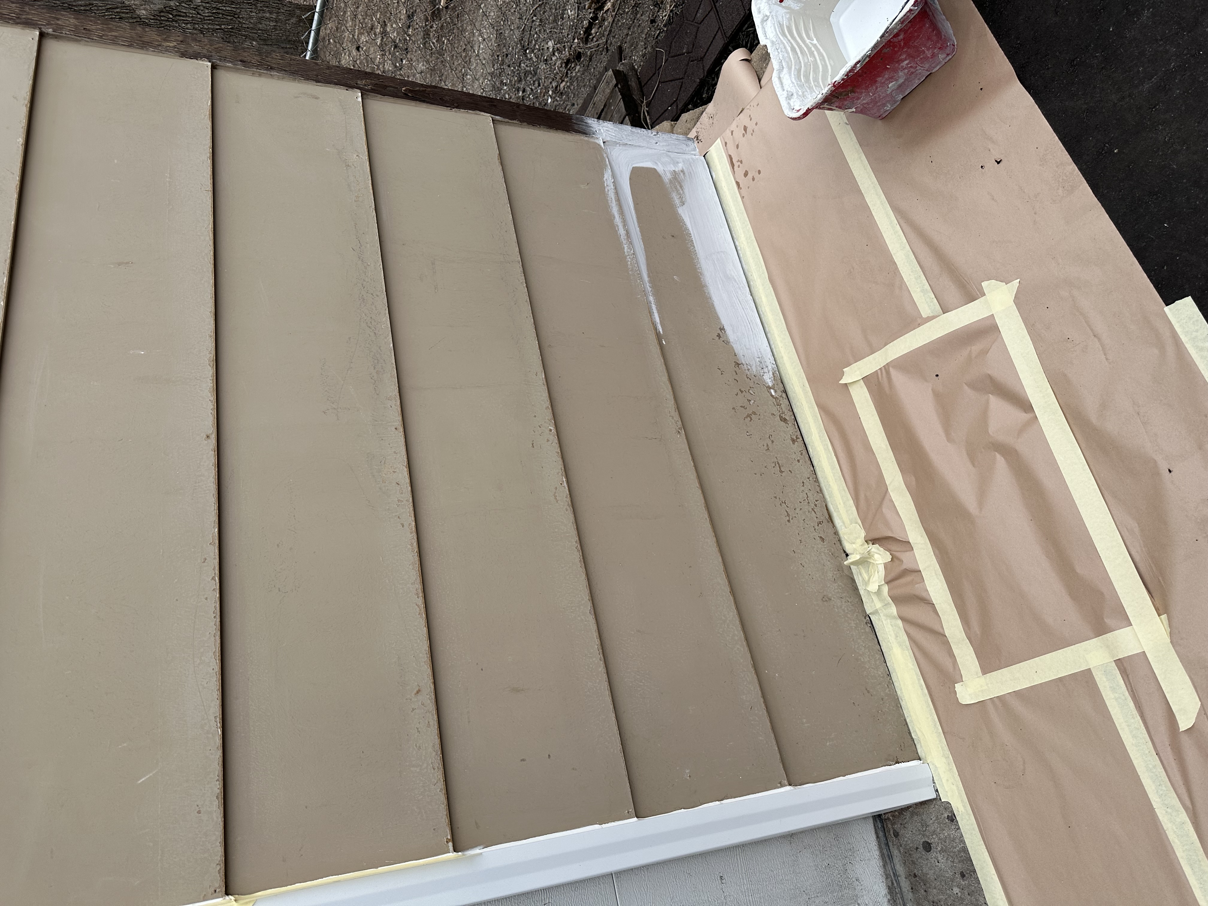 Exterior Siding Painting Prep – Priming & Masking