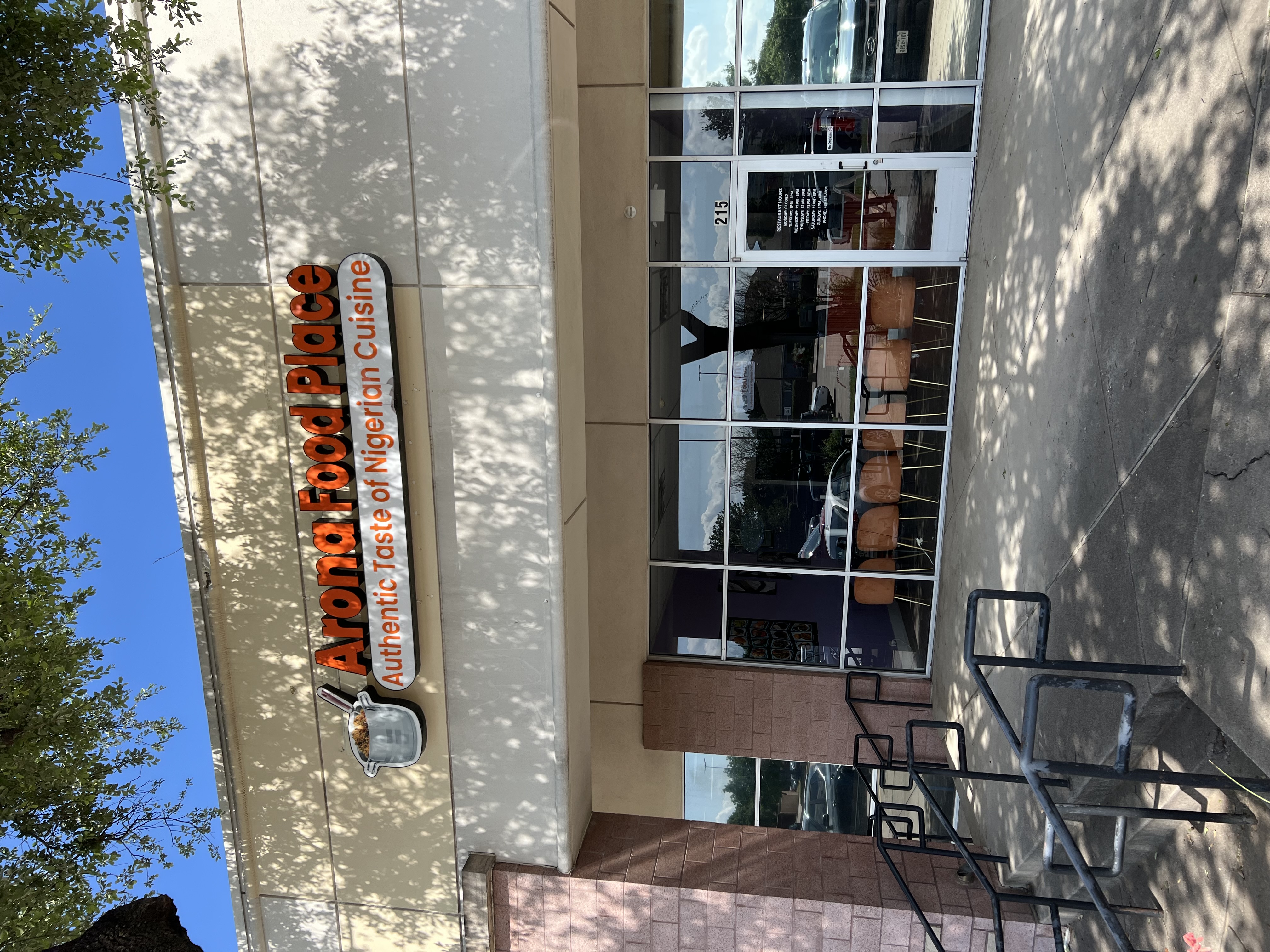 Commercial Storefront Window Cleaning – Arona Food Place